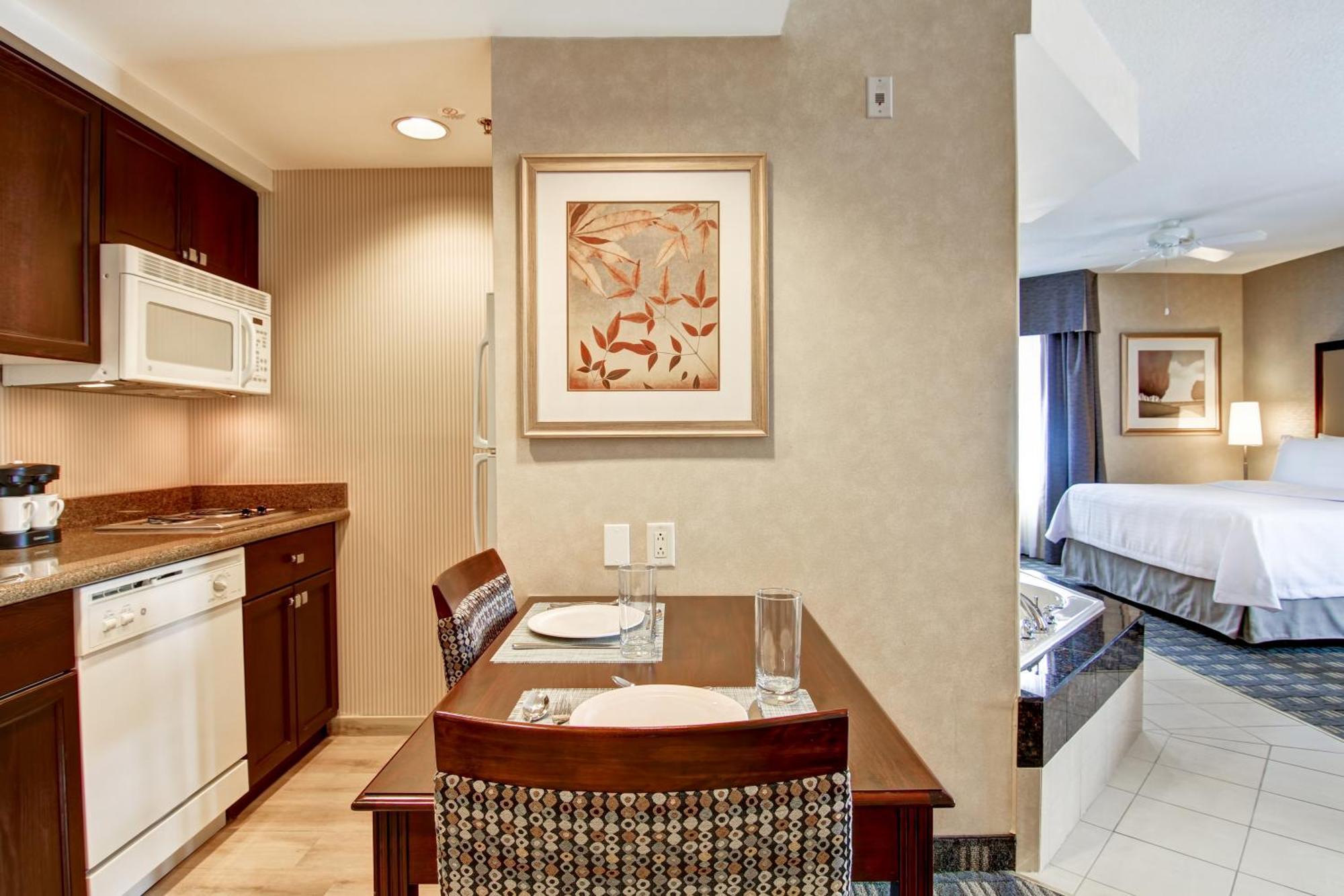 Homewood Suites By Hilton Toronto Oakville Exterior photo